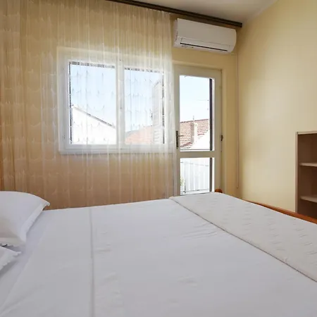 Apartment Ruzica Primošten