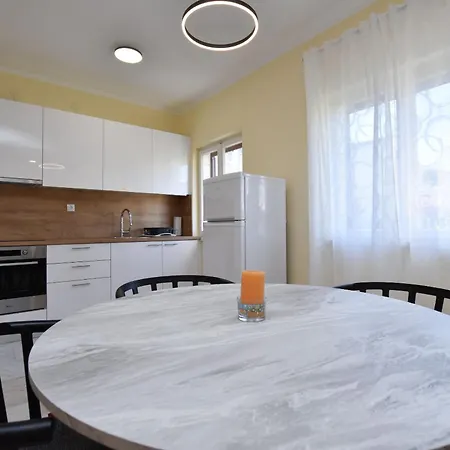 Apartment Ruzica Primošten